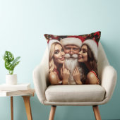 サンタクロースがクリスマスを祝ってる.. ２回も！ クッション (椅子)