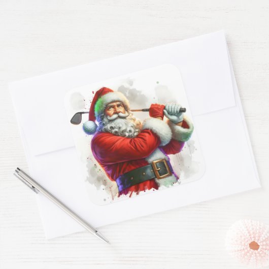 サンタクロースがゴルフクラブをスイングしてフェスティバルの服装 スクエアシール (封筒)