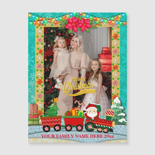 サンタクロースが列車の中でプレゼントとクリスマスツリーを (正面)