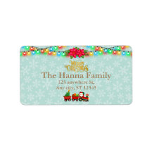 サンタクロースが列車の中でプレゼントとクリスマスツリーを