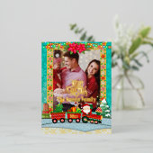 サンタクロースが列車の中でプレゼントとクリスマスツリーを 箔シーズンポストカード (立ち正面)