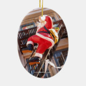 サンタクロースが火の手を逃れる セラミックオーナメント (裏面)