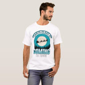 サンタクロースが街にやってくる クリスマスの月デザイン Tシャツ (正面フル)