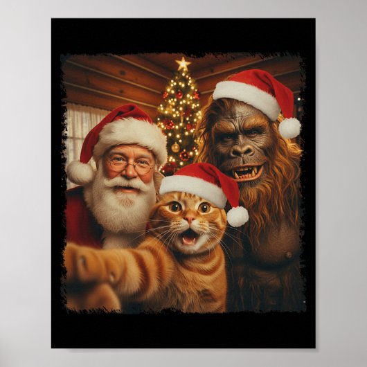 サンタクロースとサスカッチと写る猫の面白自撮り クリスマス ポスター (正面)