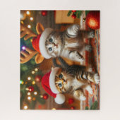 サンタクロースとトナカイの帽子が可愛い子猫 ジグソーパズル (縦)