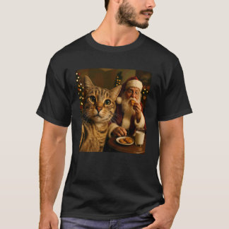サンタクロースと写る猫のクリスマス自撮り面白画像 Tシャツ