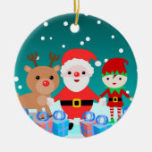 サンタクロースと彼の友人とのクリスマスタイム セラミックオーナメント (正面)