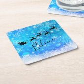 サンタクロースと彼飛んでいるのトナカイ信じ- スクエアペーパーコースター (アングル)