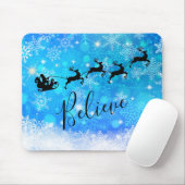 サンタクロースと彼飛んでいるのトナカイ信じ- マウスパッド (マウス)