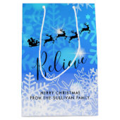 サンタクロースと彼飛んでいるのトナカイ信じ- ミディアムペーパーバッグ (正面)