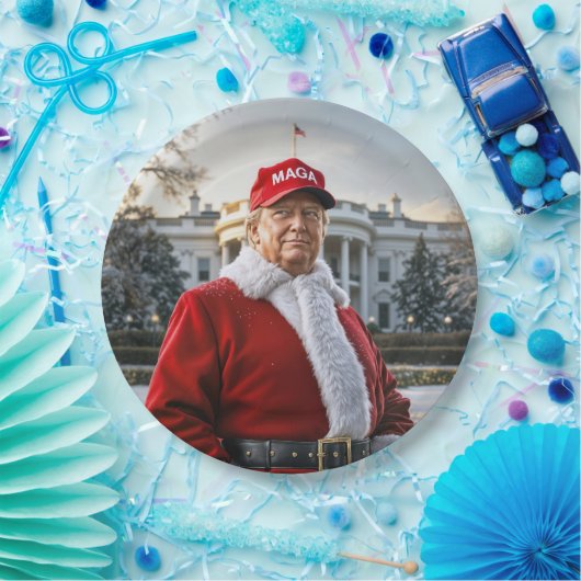 サンタクロースのトランプと赤いMAGA帽子 ペーパープレート (パーティー)