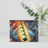 サンタクロースの夜空とトナカイのホリデー ポストカード (スタンド正面)