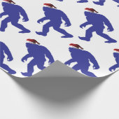 サンタクロースの帽子をかぶったビッグフット ラッピングペーパー (角)