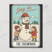 サンタクロースの帽子をかぶった雪だるまと子供たちのクリスマス シーズンポストカード (正面)