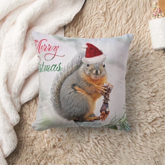 サンタクロースの帽子を身に着けているクリスマスのリス クッション (ブランケット)