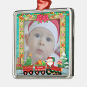 サンタクロースの電車とクリスマスかわいい写真 メタルオーナメント (左)