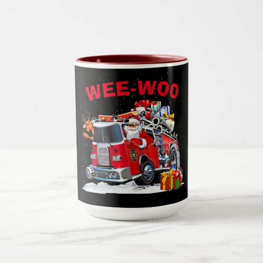 サンタクロースのWEE-WOO クリスマスデザイン マグカップ (中央)