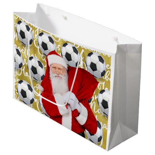 サンタクロースをテーマにしたサッカークリスマス ラージペーパーバッグ (正面アングル)