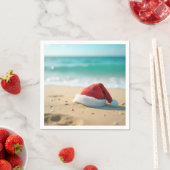 サンタクロースハットオンアトロピカルビーチ スタンダードカクテルナプキン (インサイチュ)