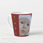 サンタクロースベビー写真クリスマス カフェラテマグ (左アングル)