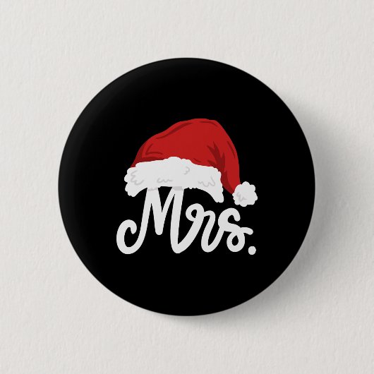 サンタクロース夫婦がクリスマスに合わせる 缶バッジ (正面)