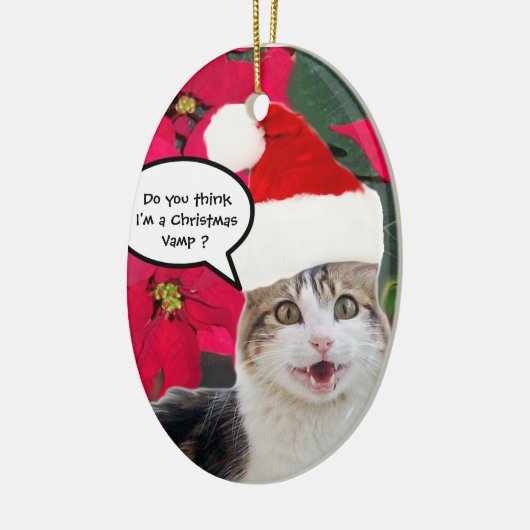 サンタクロース帽とポインセチアを持つクリスマスキャット セラミックオーナメント (左)