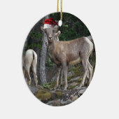 サンタクロース帽をかぶったマウンテンヤギ セラミックオーナメント (右)