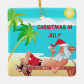 サンタクロース7月のクリスマス夏のビーチパーティー セラミックオーナメント (正面)