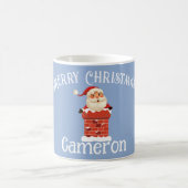 サンタクロースin a煙突名前をカスタムするクリスマス コーヒーマグカップ (中央)