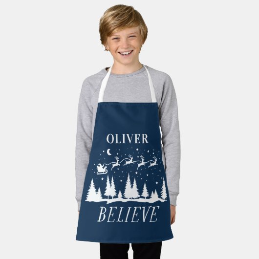 サンタク信じリスマスブルー伝統的の写真 エプロン (着用した状態)