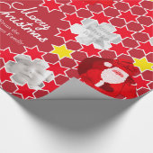 サンタスターパターン赤いクリスマス家族の写真 ラッピングペーパー (角)