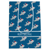 サンタハッツに微笑むサメ抱き枕 ミディアムペーパーバッグ (裏面)