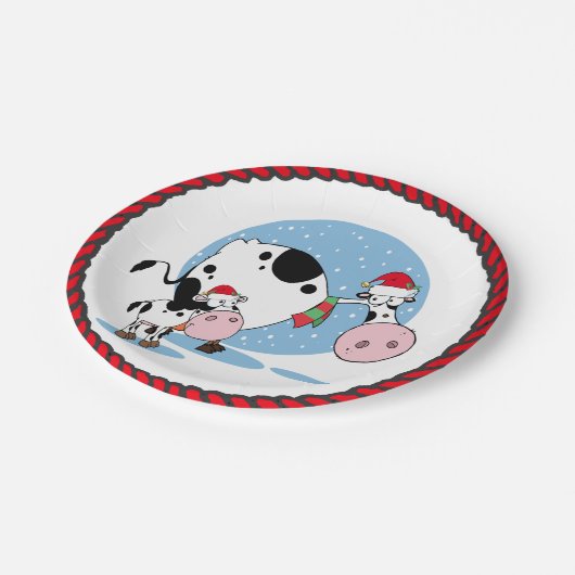 サンタハッツ付きクリスマス牛のパーティープレート ペーパープレート (アングル)