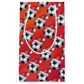 サンタハットがサッカーボールを赤に スモールペーパーバッグ (正面)