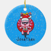 サンタハットでオートバイに乗るかわいいアキソロトル セラミックオーナメント (裏面)