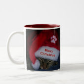 サンタハットでマグカップのメリークリスマス猫 ツートーンマグカップ (左)