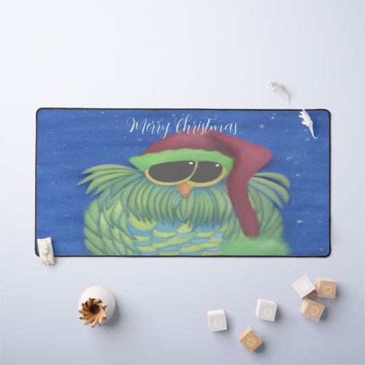 サンタハットで愛らしいフクロウ デスクマット (キッズテーブル)
