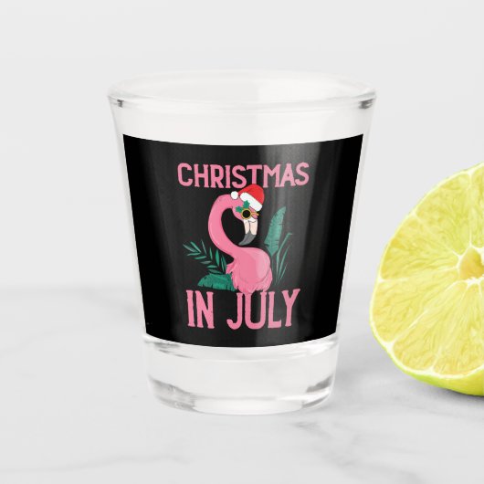 サンタハットと7月のピンクのフラミンゴのクリスマス ショットグラス (正面)