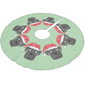 サンタハットに登場するかわいい黒犬 ブラッシュドポリエステルツリースカート (アングル)