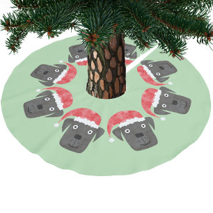 サンタハットに登場するかわいい黒犬 ブラッシュドポリエステルツリースカート