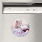 サンタハットに眠るクリスマスに休むかわいい子猫 マグネット (インサイチュ (食洗機))