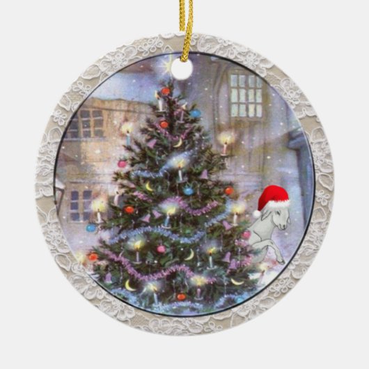 サンタハットのクリスマスツリーとヤギ セラミックオーナメント (正面)