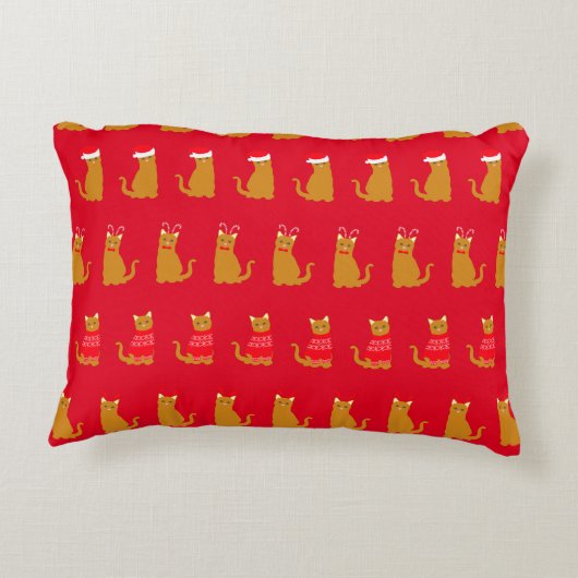 サンタハットをモチーフにしたクリスマスかわいい猫たち アクセントクッション (裏面)