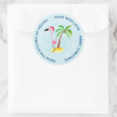 サンタハットキッチンでかわいいピンクのフラミンゴ ラウンドシール (バッグ)