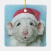 サンタハットパステルアートとホワイトクリスマスラット セラミックオーナメント (裏面)