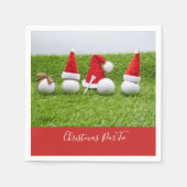 サンタハット付きゴルフボールのクリスマスは緑の上にある スタンダードカクテルナプキン (正面)