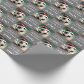 サンタハット付きサッカーボールおもしろいクリスマス ラッピングペーパー (角)