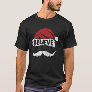 サンタハ信じット口ひげおもしろいクリスマスアパレル Tシャツ