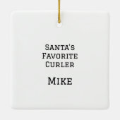 サンタパーソナライズされたカーリングとトナカイ セラミックオーナメント (裏面)