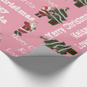 サンタパーソナライズされたクリスマスピンク ラッピングペーパー (角)